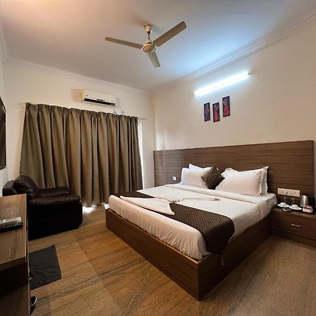Hotel Elite By Agira Hotels-Free Airport Pickup Or Drop Yelahanka Exterior foto