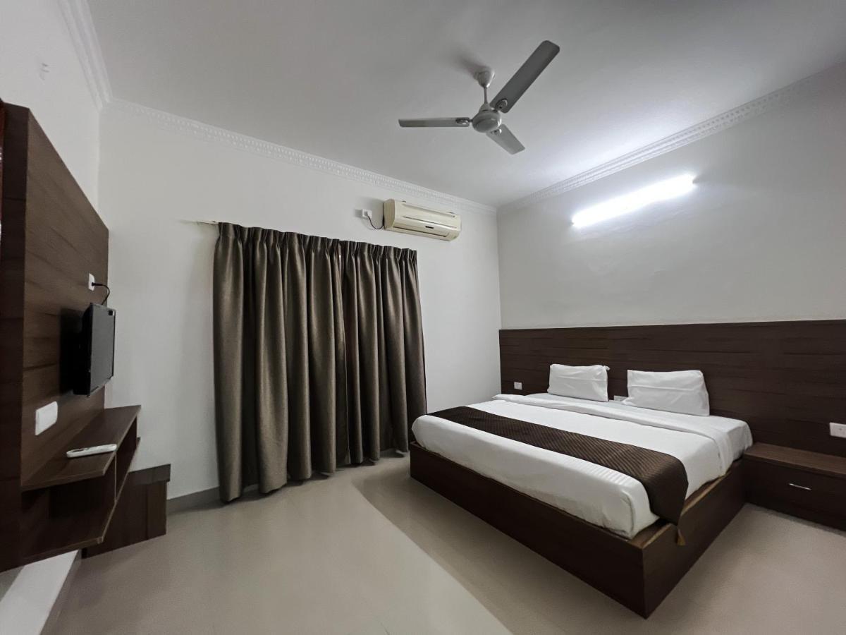 Hotel Elite By Agira Hotels-Free Airport Pickup Or Drop Yelahanka Exterior foto