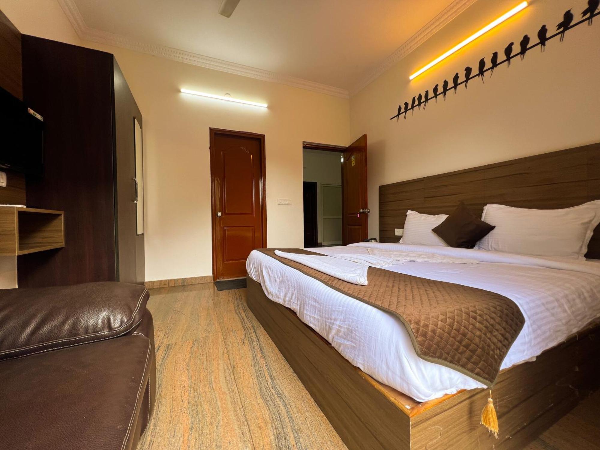 Hotel Elite By Agira Hotels-Free Airport Pickup Or Drop Yelahanka Exterior foto