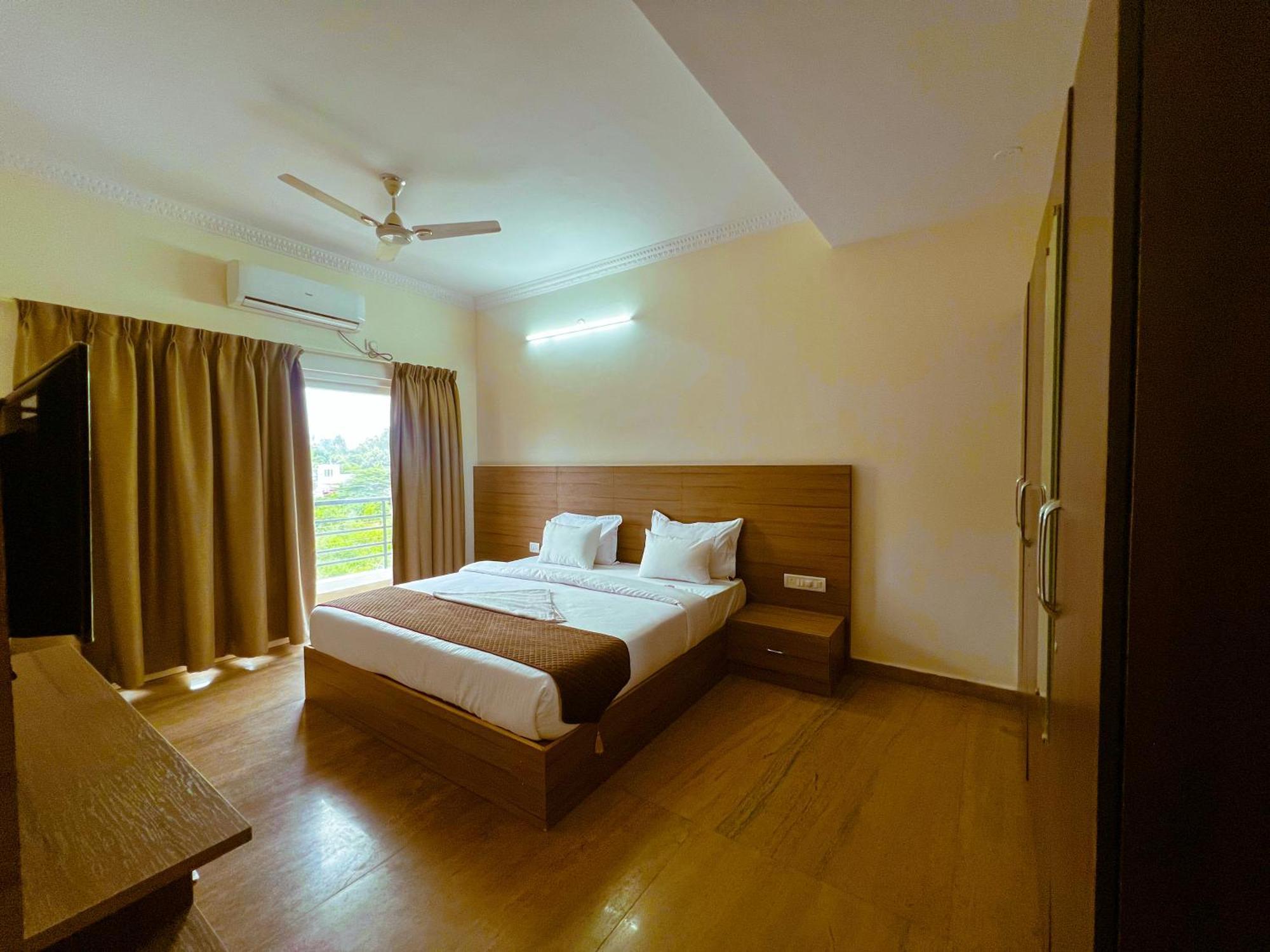 Hotel Elite By Agira Hotels-Free Airport Pickup Or Drop Yelahanka Exterior foto