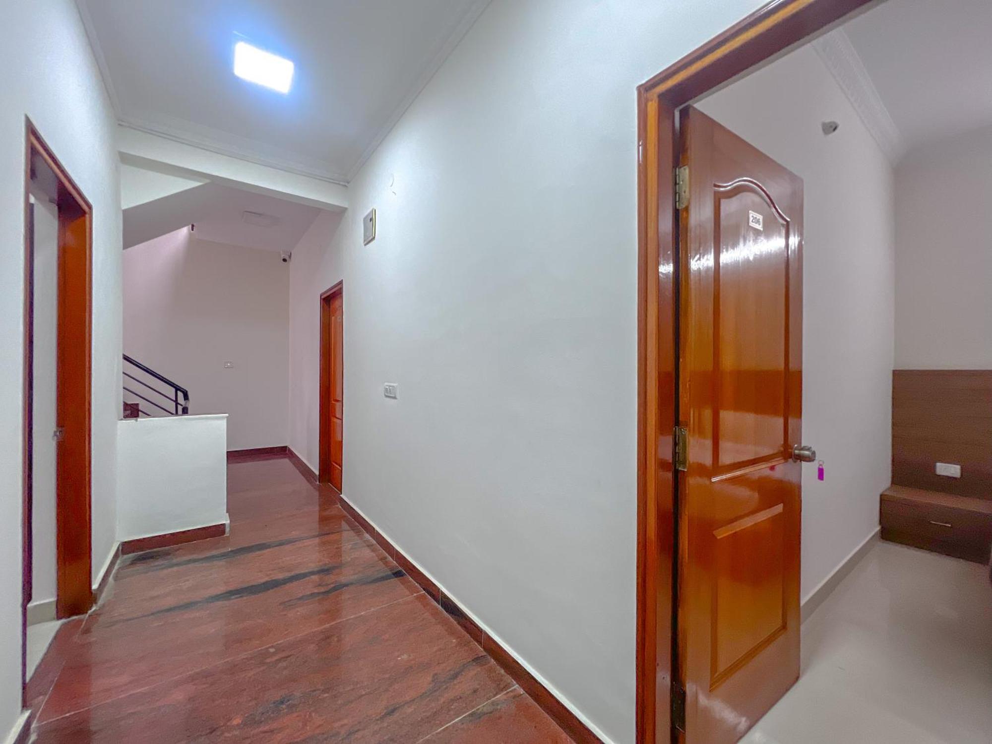 Hotel Elite By Agira Hotels-Free Airport Pickup Or Drop Yelahanka Exterior foto